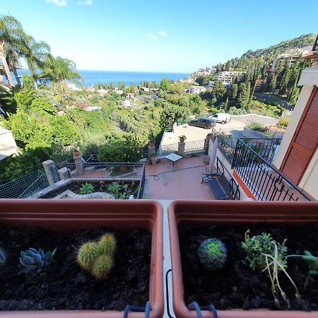 Apartamento Profumo Di Lavanda Taormina Exterior foto