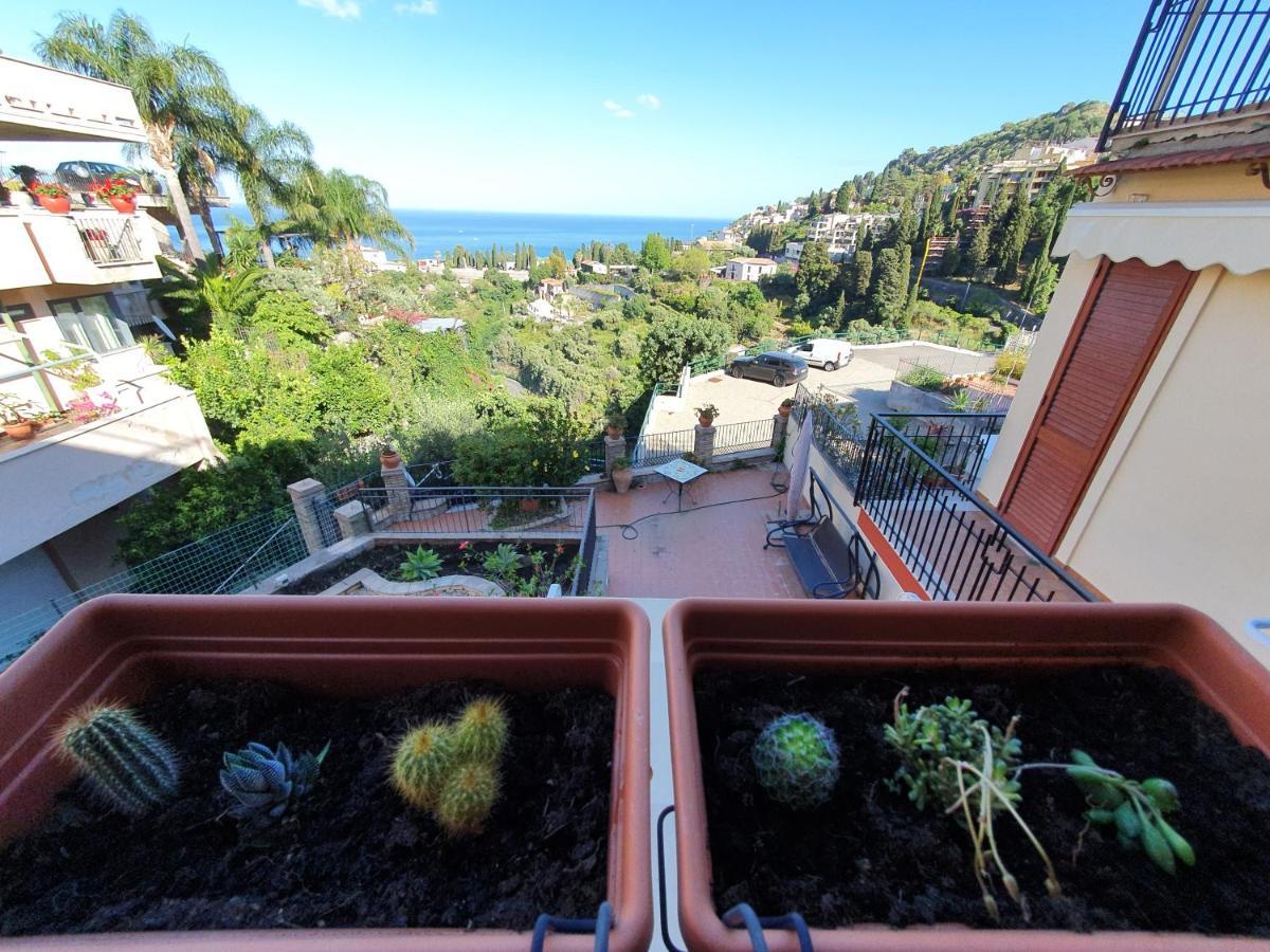 Apartamento Profumo Di Lavanda Taormina Exterior foto